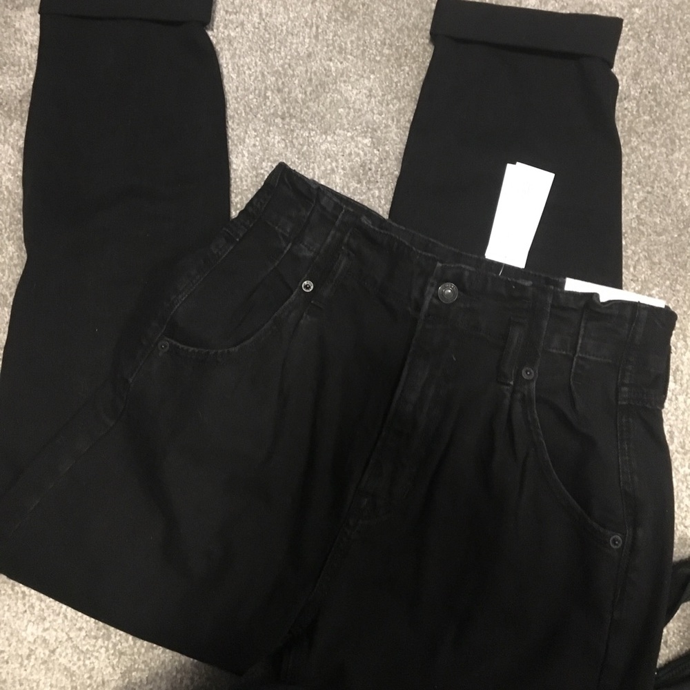 NWT American Eagle Mom Jean Black